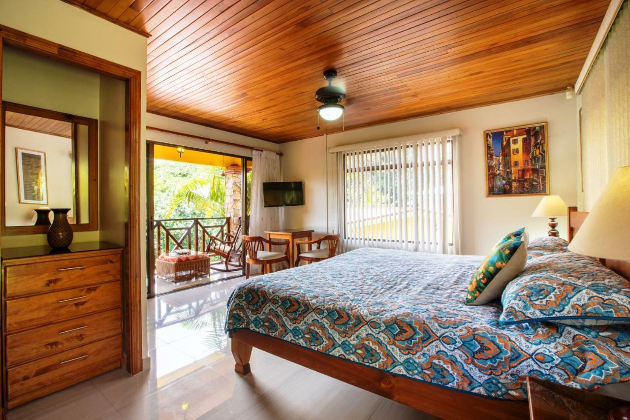 La Terraza Guest House B&B Гресия Екстериор снимка